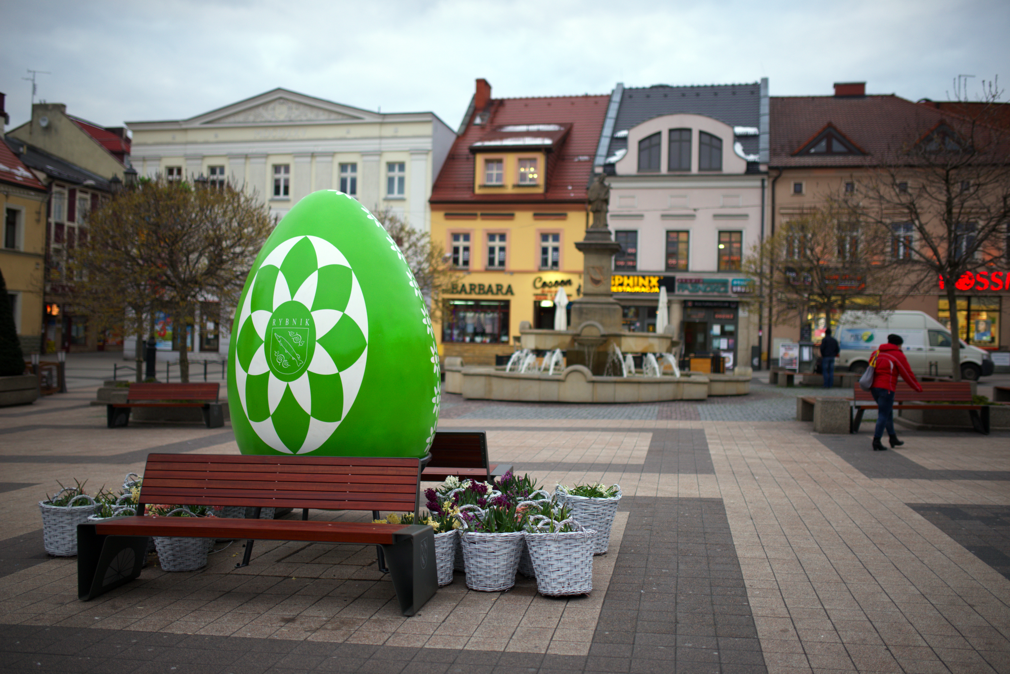 giant-easter-egg-in-rybnik