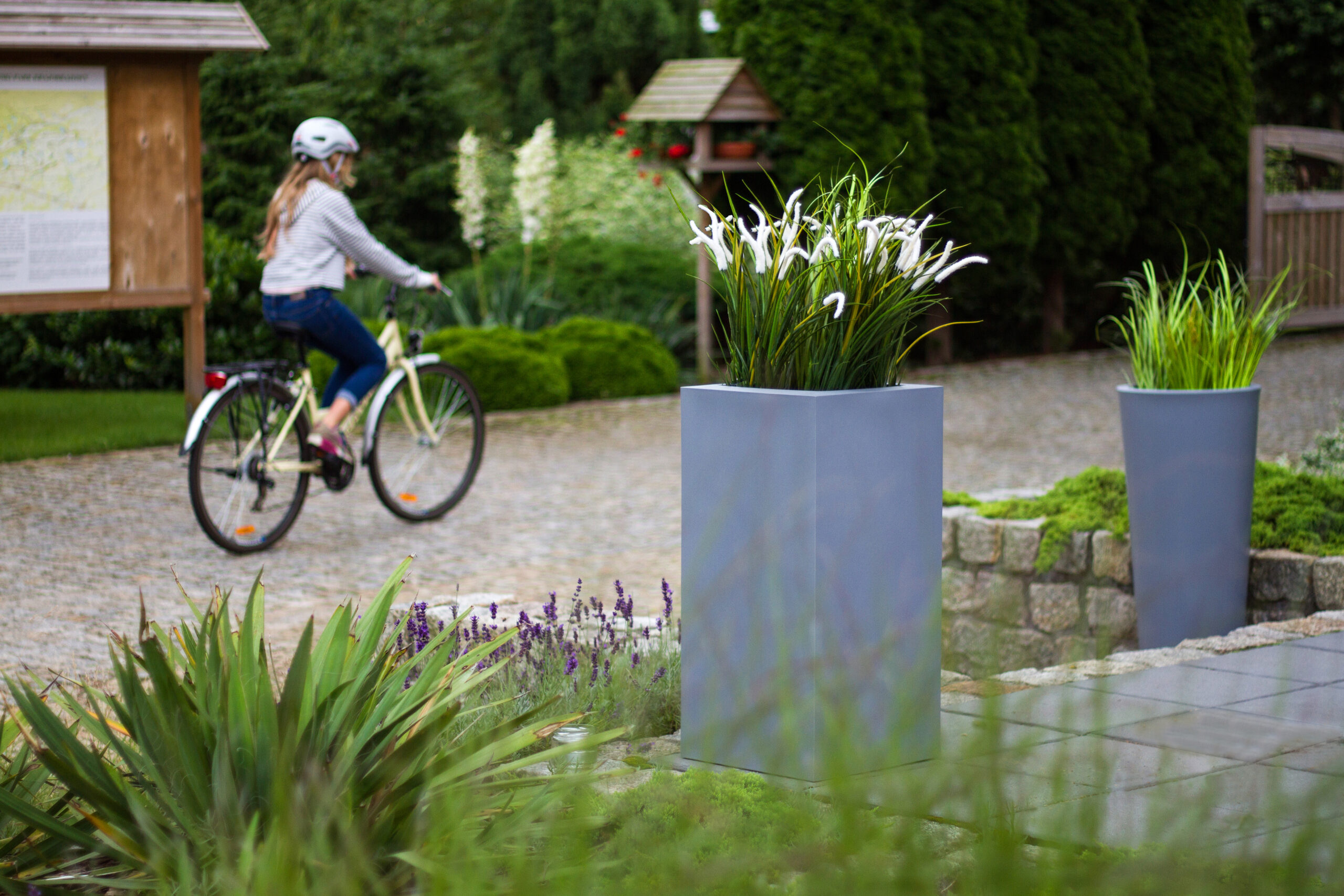 tall-square-planters-outdoor