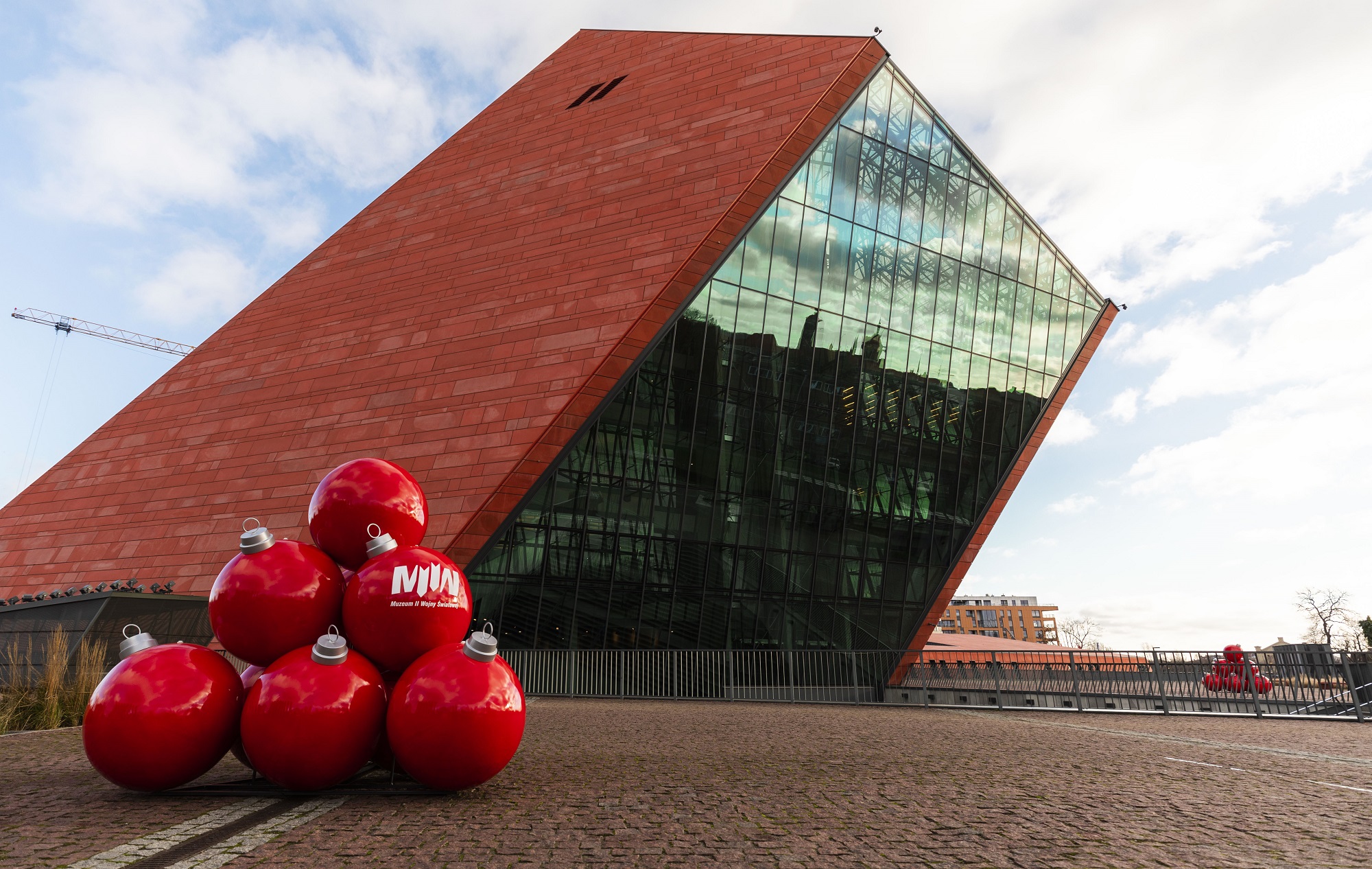 Pyramid of huge christmas balls in front of the museum building in Gdansk (1)
