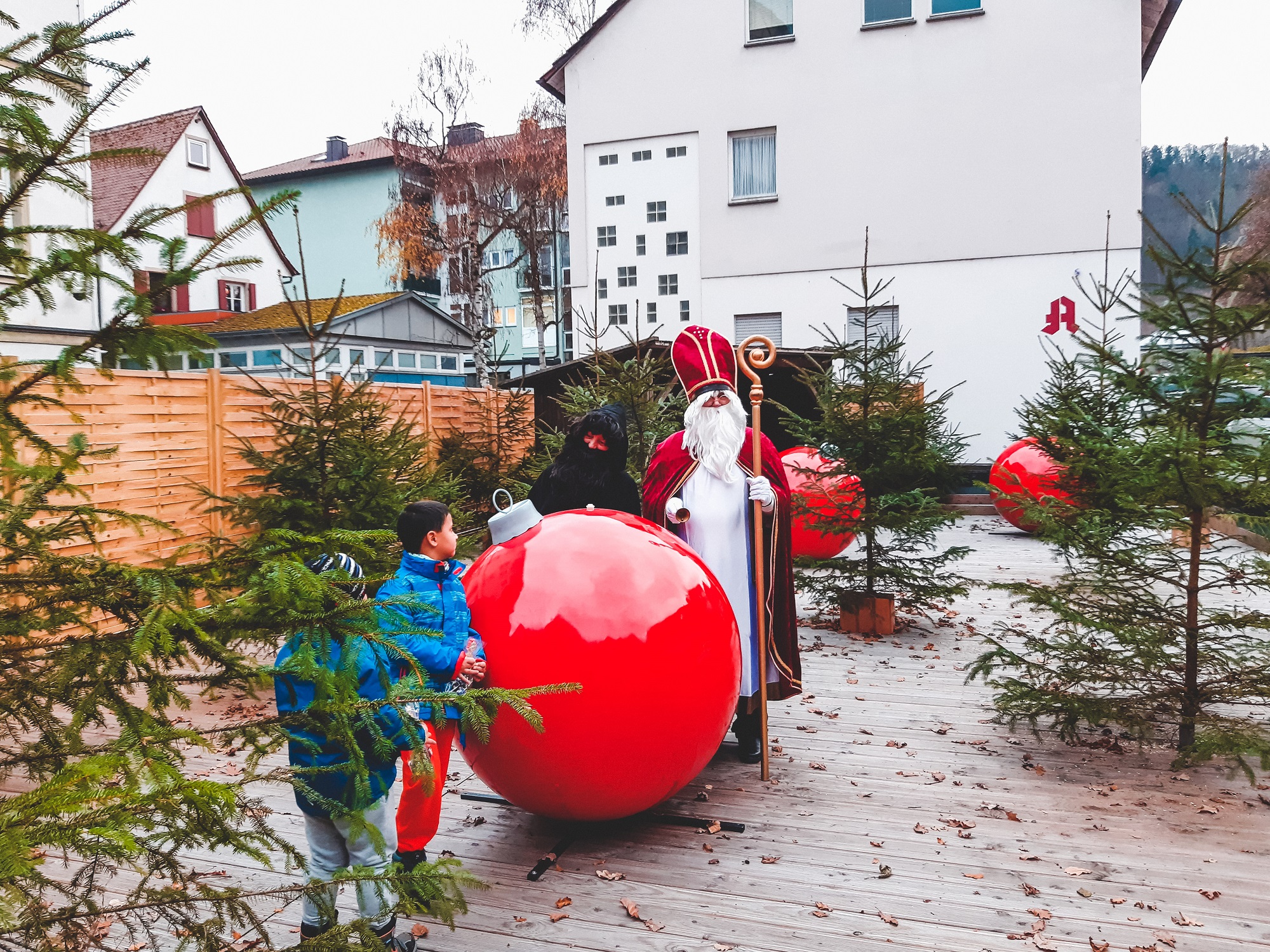 large-outdoor-christmas-baubles-horb-am-neckar-size-120-cm